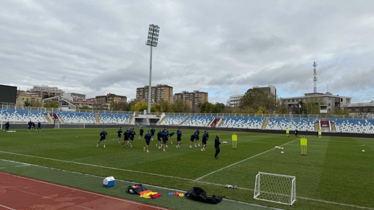 Foda nxjerr skuadrën në stërvitje, mungojnë dy yjet e Kosovës