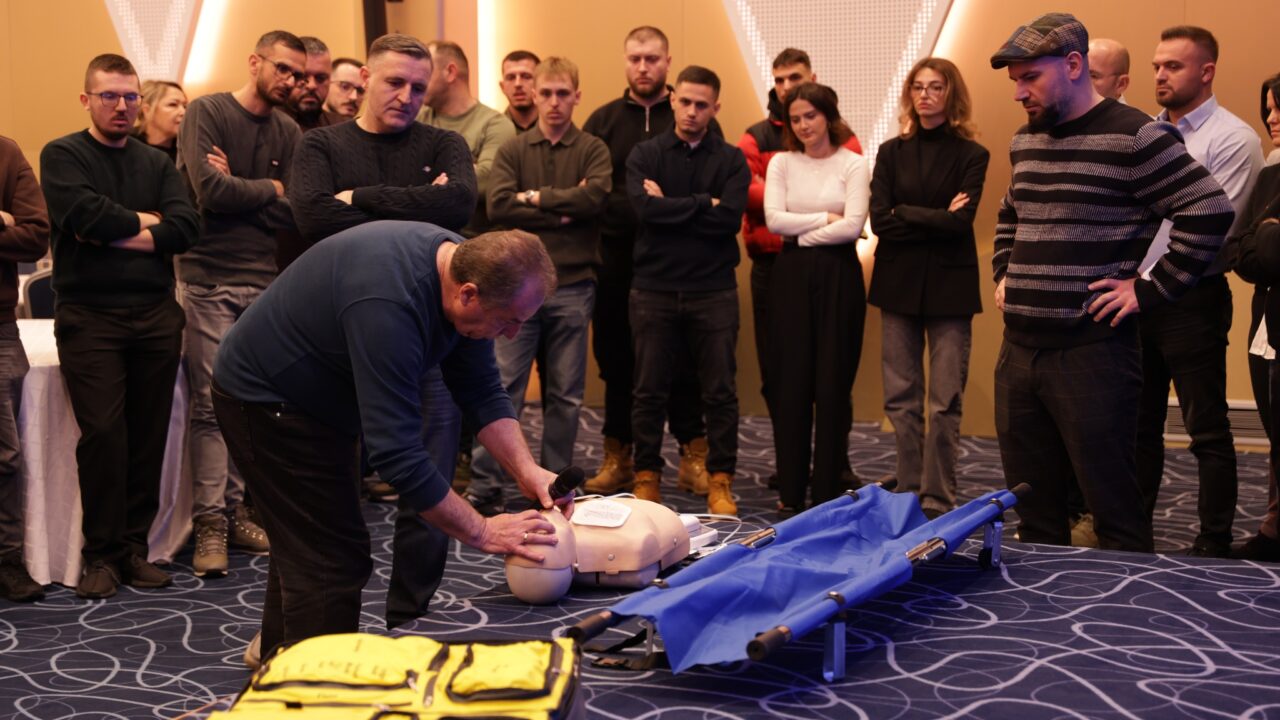 FFK-ja organizon punëtorinë e parë mjekësore në nivel vendi