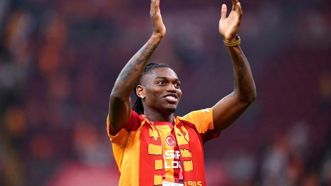 Leao “sulmon” Milanin para ndeshjes së Ligës së Kampionëve